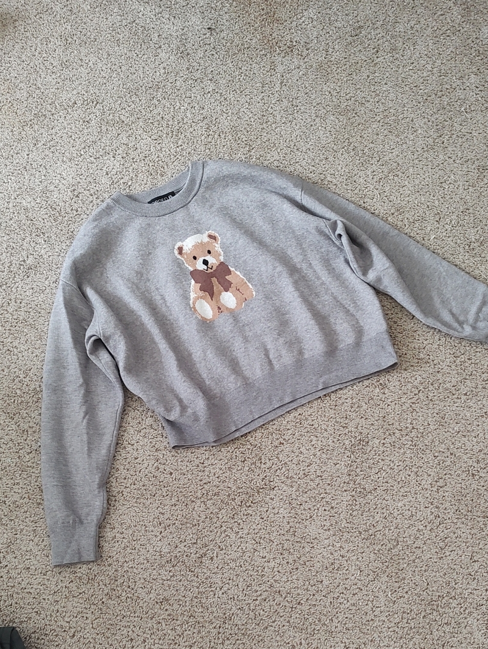 Women's Arden B Gray Crewneck Sweater with Teddy Bear Intarsia